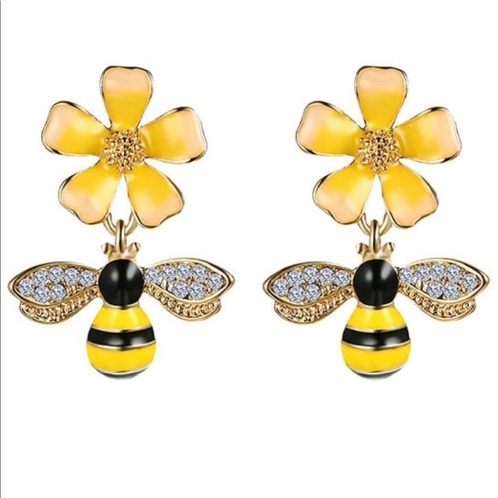 Honeybee flower earrings